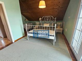 ★ Πλήρως επιπλωμένη ★ Κλειστό γκαράζ 27τμ ★ 4 υπνοδωμάτια + 2 μπάνια ★ 