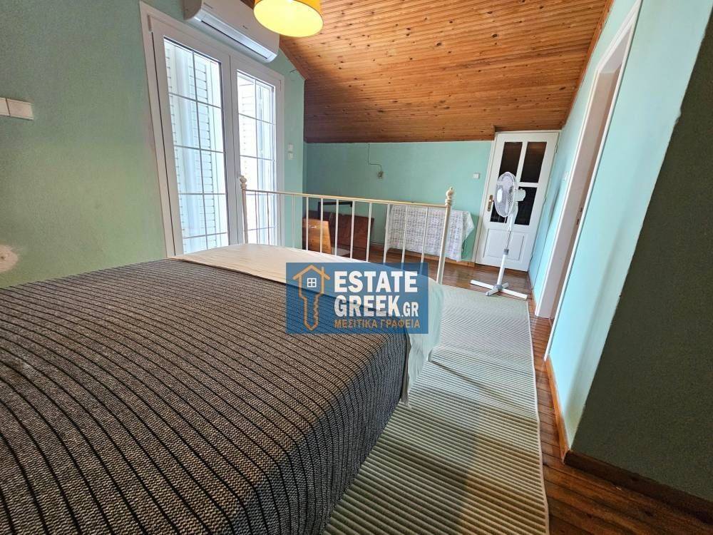 ★ Πλήρως επιπλωμένη ★ Κλειστό γκαράζ 27τμ ★ 4 υπνοδωμάτια + 2 μπάνια ★ 