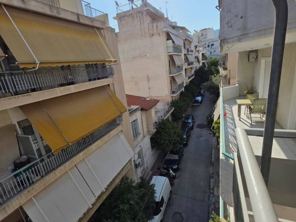 Θέα από μπαλκόνι