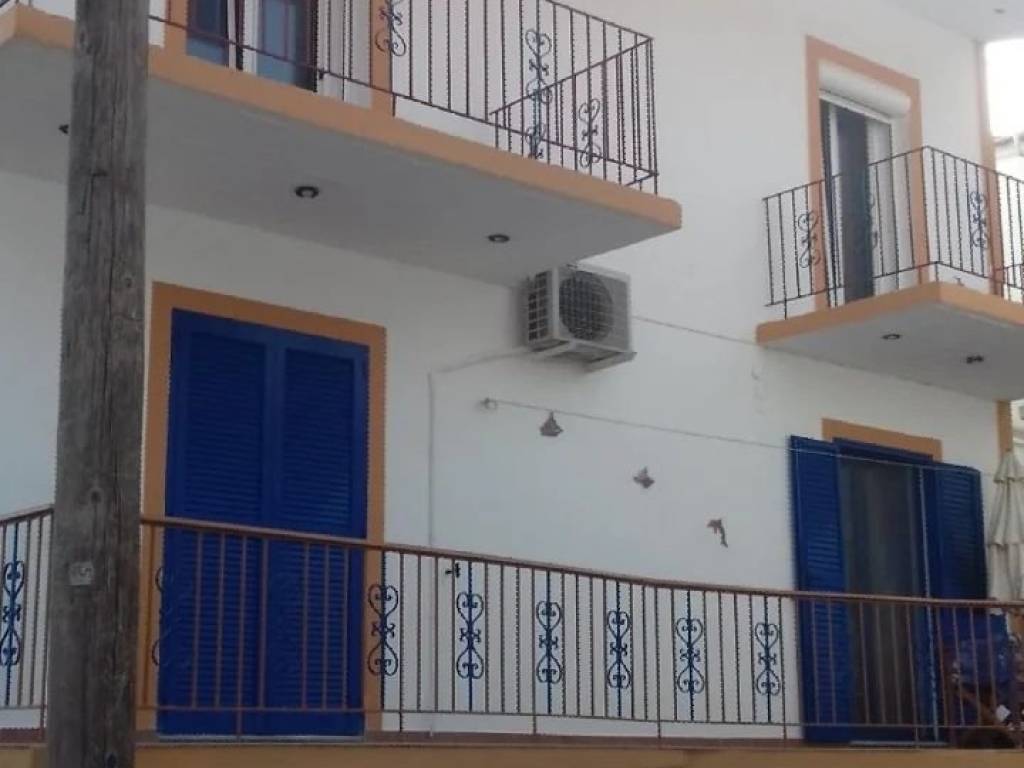 (μονοκατοικία εξωτερική φωτογραφία)