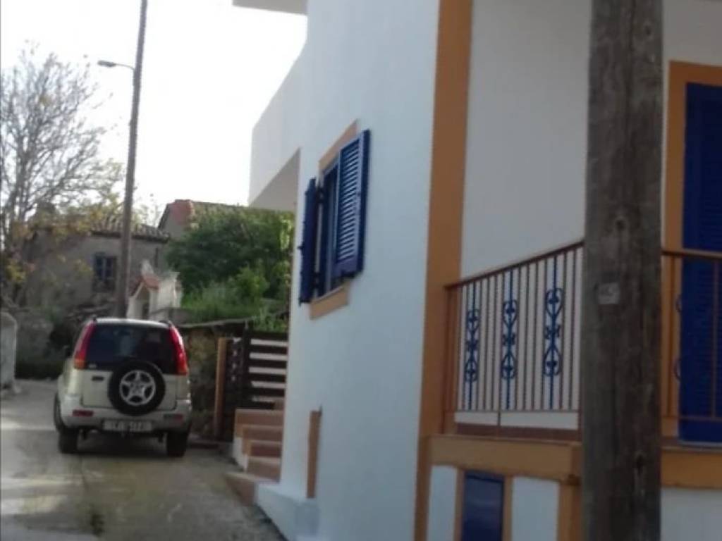 (μονοκατοικία εξωτερική φωτογραφία)