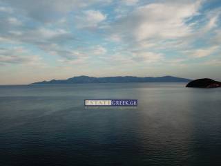 ★ Μοναδική θέα θάλασσα ★ Υπό κατασκευή ★ Απόσταση 100 μέτρα από την θάλασσα ★ Με ασανσέρ ★