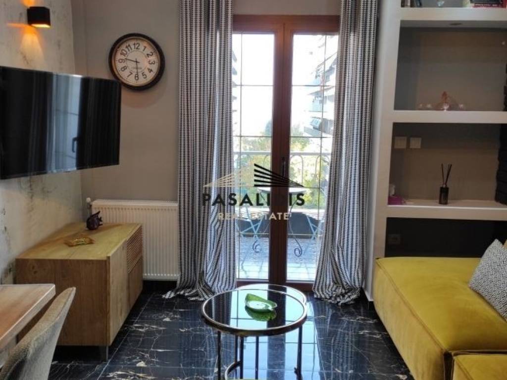 Σαλοκουζίνα