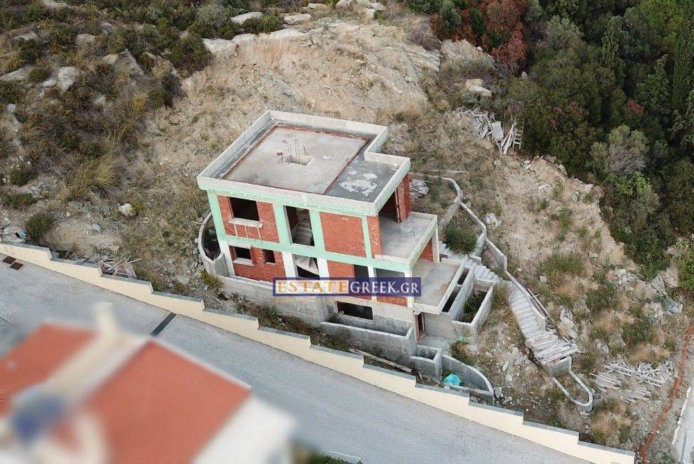 ★ Μοναδική θέα θάλασσα ★ Υπό κατασκευή ★ Απόσταση 100 μέτρα από την θάλασσα ★ Με ασανσέρ ★