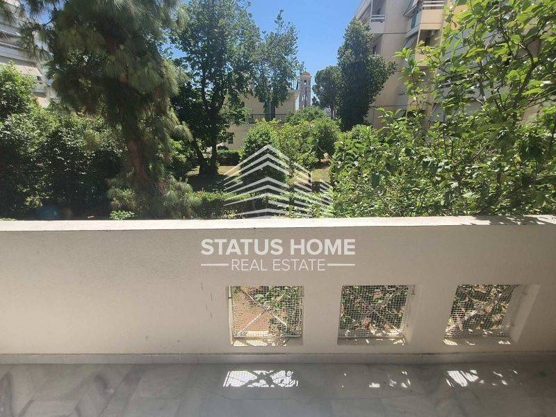 Θέα από μπαλκόνι