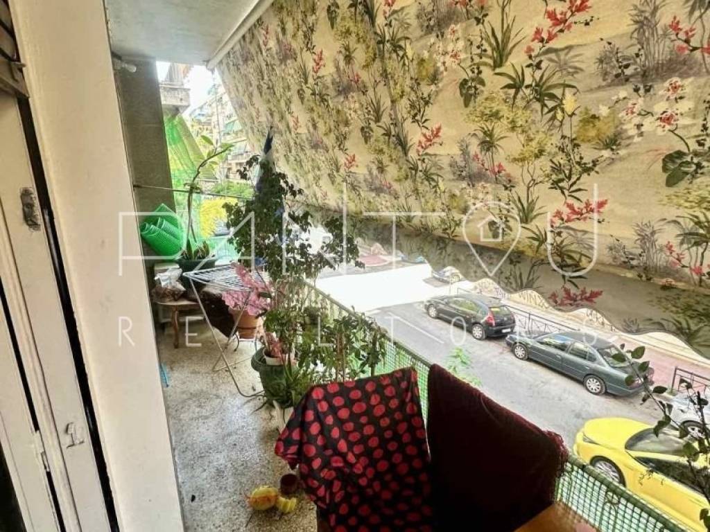 Θέα από μπαλκόνι