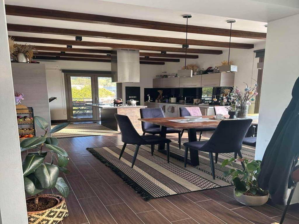 Detached - Grekodom 63164|982321