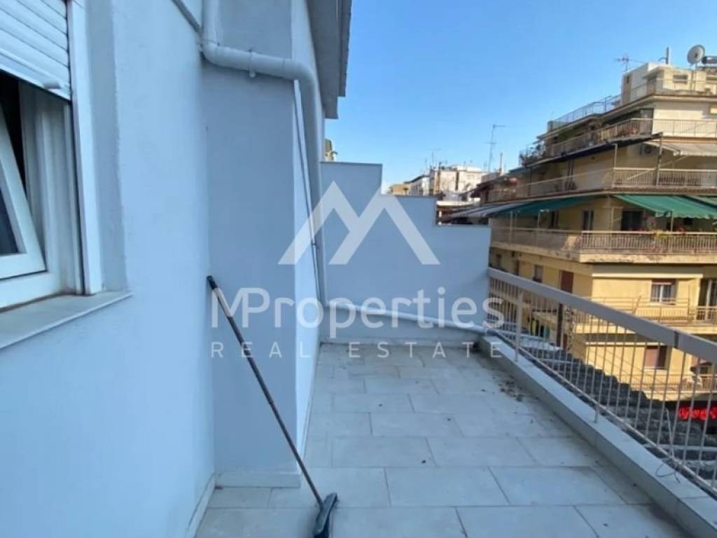 Θέα από μπαλκόνι