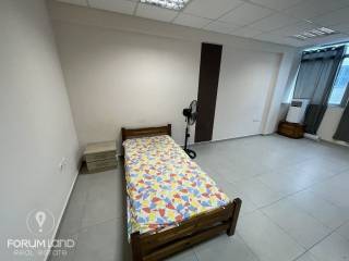 Forumland Real Estate, Studio