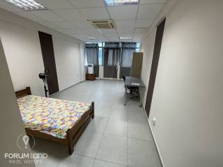 Forumland Real Estate, Studio