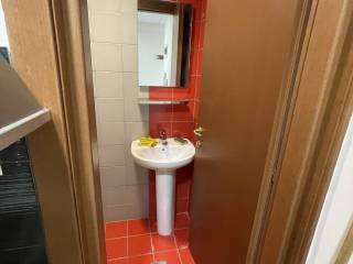 Forumland Real Estate, Μπάνιο