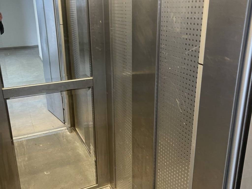 Forumland Real Estate, Ανελκυστήρας