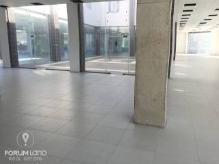 Forumland Real Estate, κατάστημα