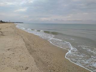 ANYPLACE MESITIKES YPERESIES