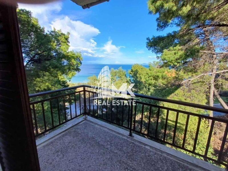 Θέα από μπαλκόνι