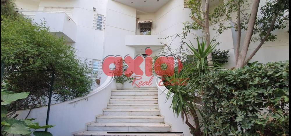 Αθήνα, Κάτω Γλυφάδα. Πωλείται μονοκατοικία