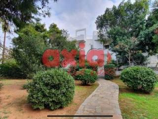 Αθήνα, Κάτω Γλυφάδα. Πωλείται μονοκατοικία