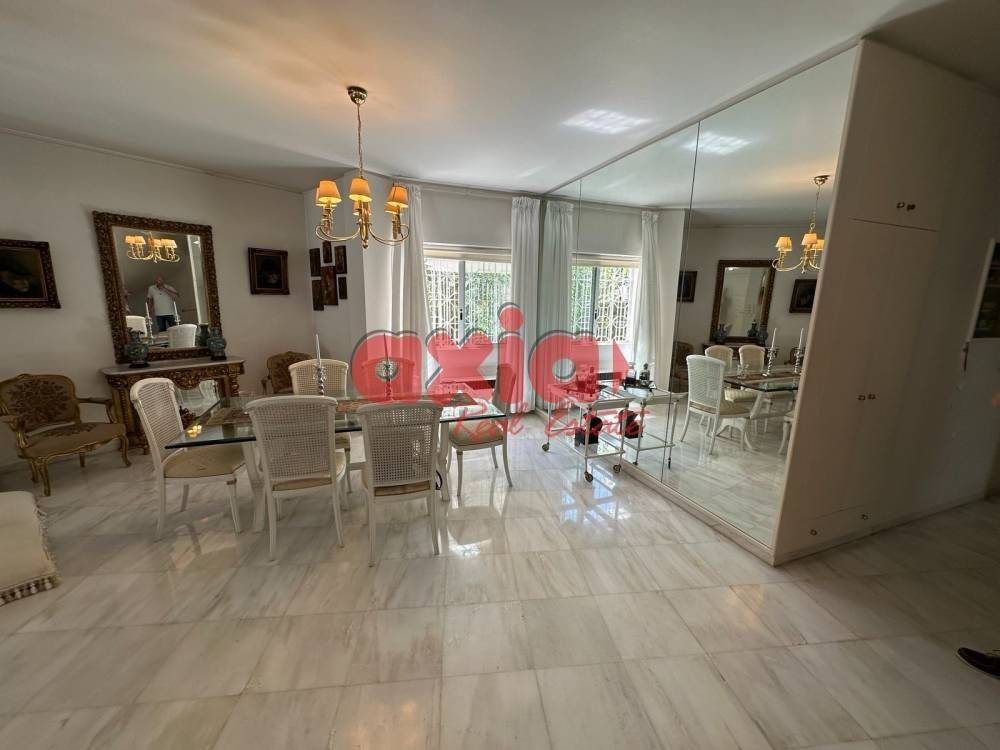 Αθήνα, Κάτω Γλυφάδα. Πωλείται μονοκατοικία