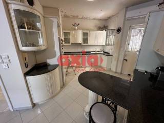 Αθήνα, Κάτω Γλυφάδα. Πωλείται μονοκατοικία