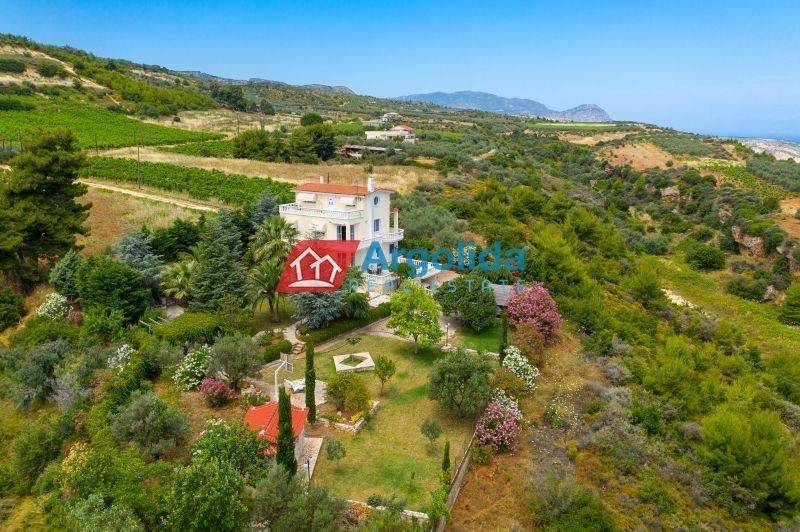 Θέα από μπαλκόνι