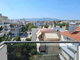 thea apo mpalkonaki deyteroy ypnodomatioy