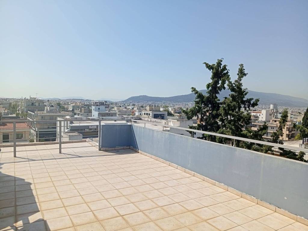 ταράτσα αποκλειστικής χρήσης (θέα προς ΝΑ)