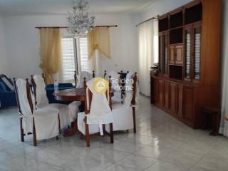 Τραπεζαρία