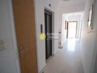 Χολ - Διάδρομος