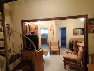 Saloni kai skala esoterike