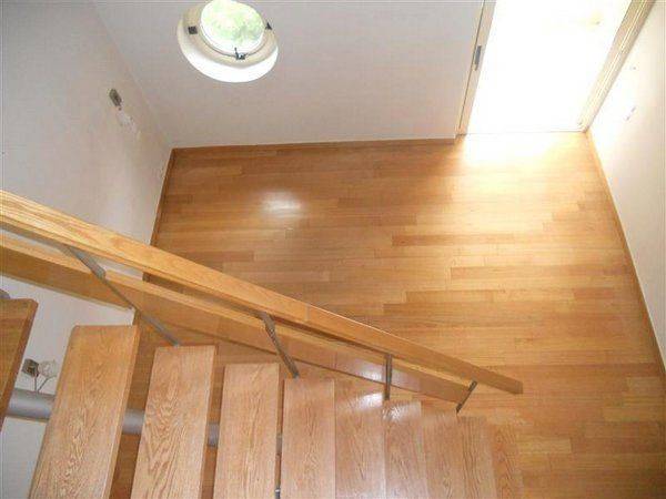 2 υπνοδωμάτια με σοφίτα