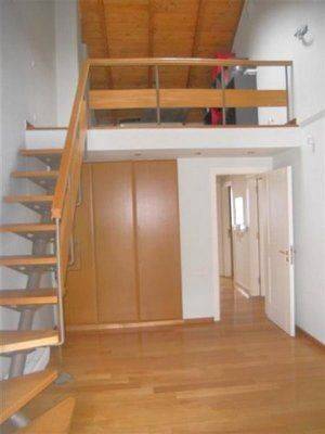 2 υπνοδωμάτια με σοφίτα