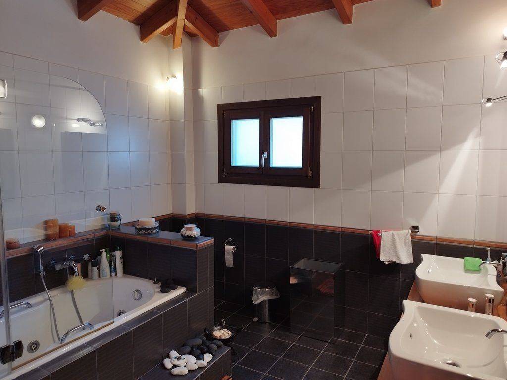 Μάστερ πολυτελές, ευρύχωρο