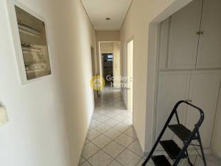 Χολ - Διάδρομος