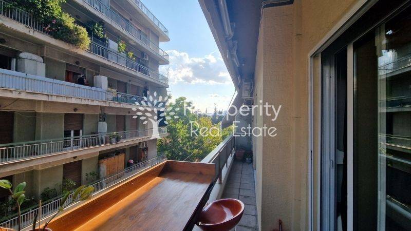 Θέα από μπαλκόνι