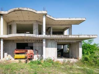 Μονοκατοικία