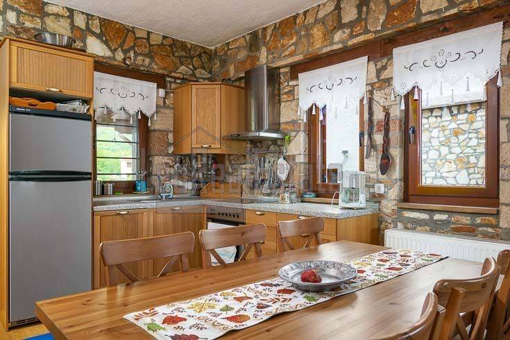 Ανώγειο - Σαλοτραπεζαρία