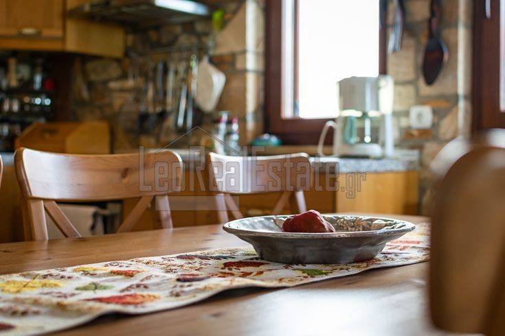 Ανώγειο - Σαλοτραπεζαρία