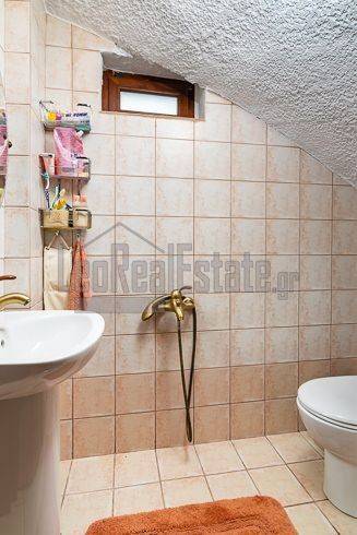 Ημιυπόγειο - Μπάνιο