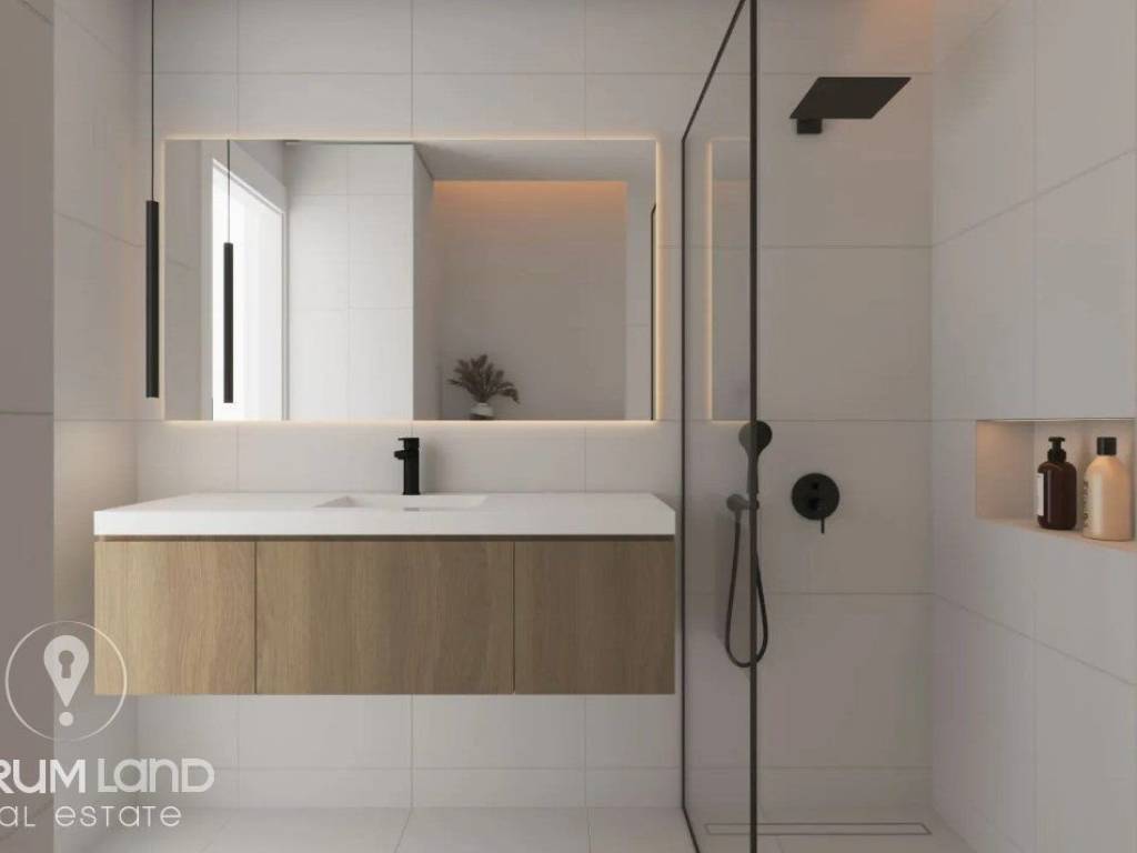 Forumland Real Estate, Mpanio