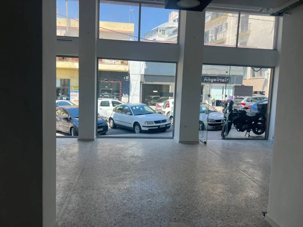 Εσωτερικοι χώροι