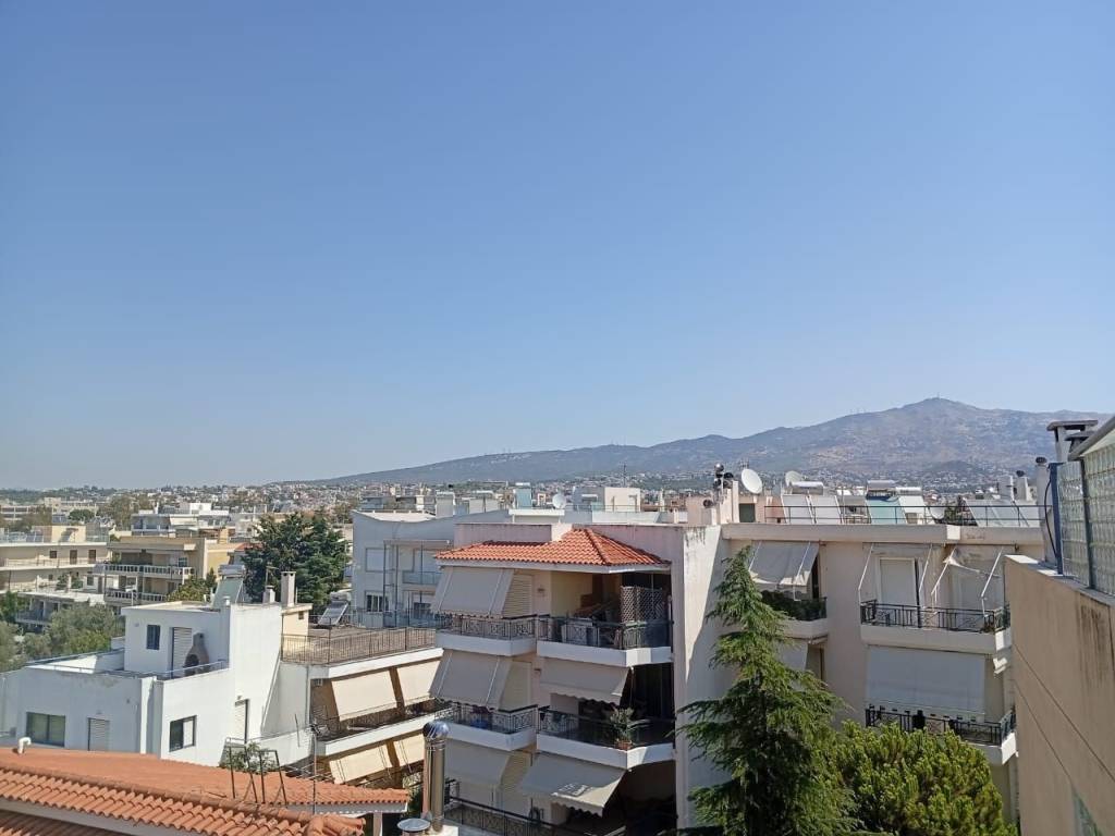 θέα προς Πεντέλη