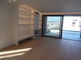 Αυτόματοι φωτισμοί, δες κ φωτο μόνο της βεράντας στο βάθος