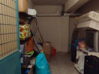 Apotheke sto ypogeio