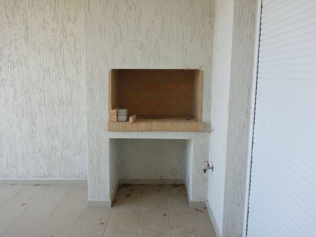 TO BARBECUE STEN BERANTA