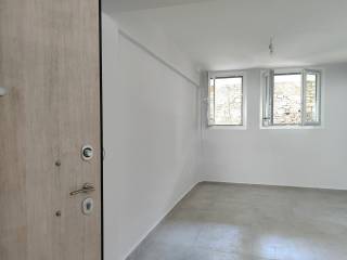 ΜΕ ΠΟΡΤΑ ΑΣΦΑΛΕΙΑΣ