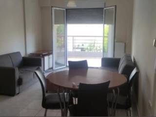 σαλόνι- τραπεζαρία