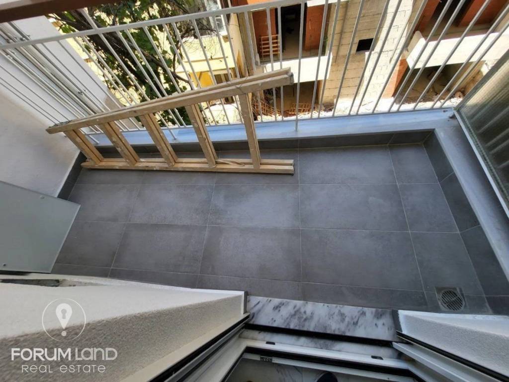 Forumland Real Estate, Βεράντες