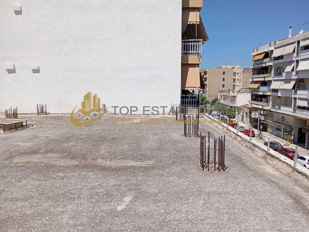 οπλισμός σιδήρου στην ταράτσα