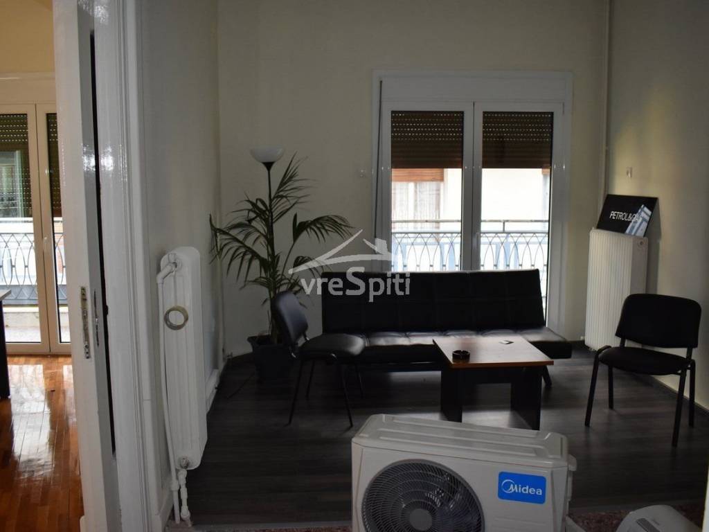 ΕΣΩΤΕΡΙΚΗ ΑΠΟΨΗ ΓΡΑΦΕΙΟΥ