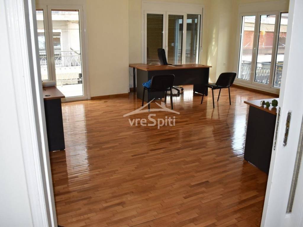 ΕΣΩΤΕΡΙΚΗ ΑΠΟΨΗ ΓΡΑΦΕΙΟΥ